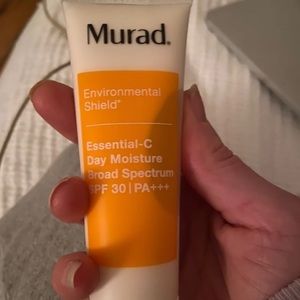 Murad broad spec SPF 30 moisturizer 1.7 fl oz10/21